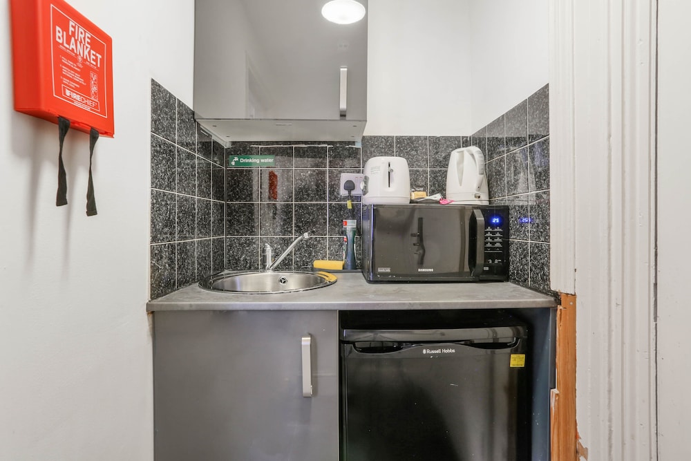 Assaha Hyde Park Apartments 18/50
