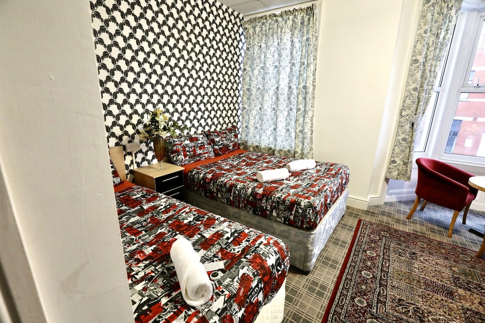 DELUXE, SUITE