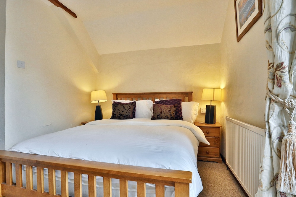 North Devon Cottages 12/50