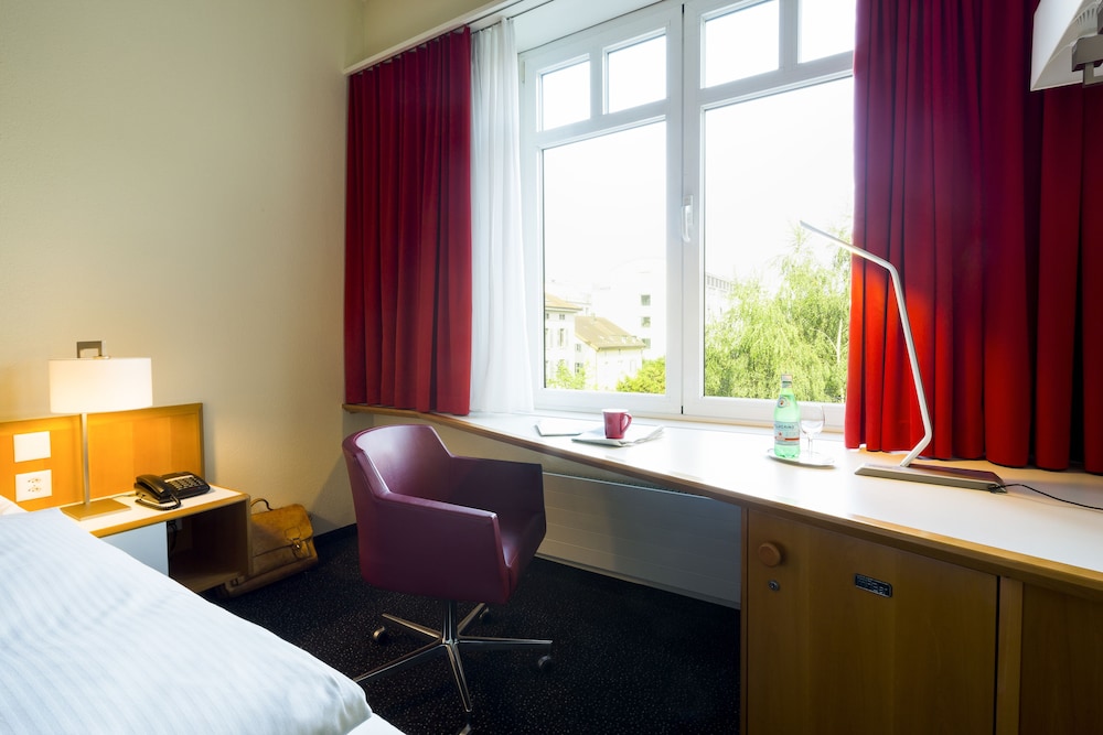 Hotel Wartmann am Bahnhof 29/30
