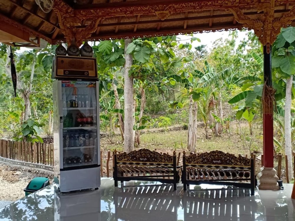 Kubu Reot Taman Asri 10/40