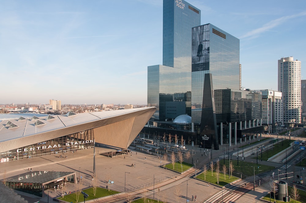 Premier Suites Plus Rotterdam 46/50