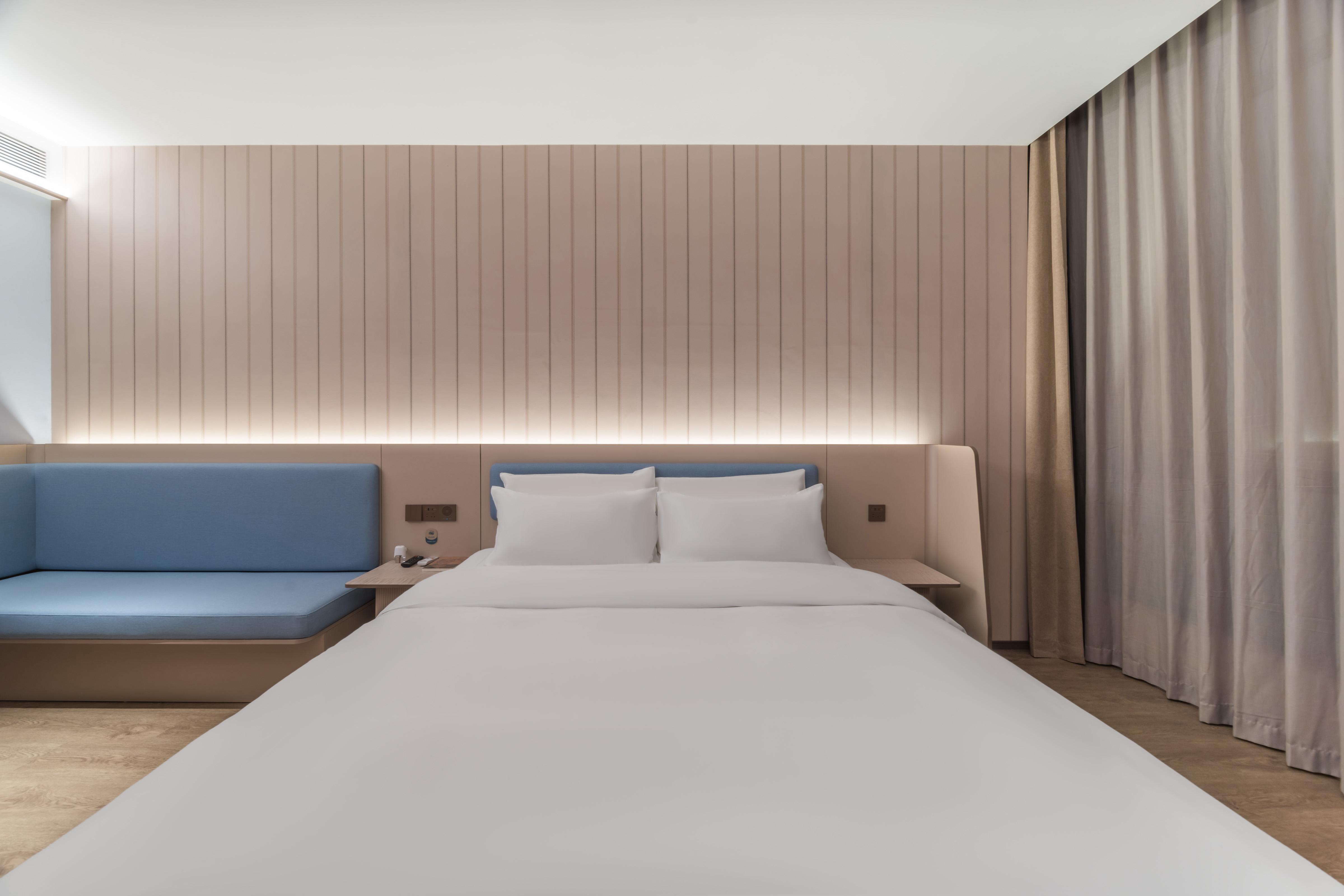JI Hotel (Guangzhou Baiyun Station Sanyuanli Avenue) 24/50