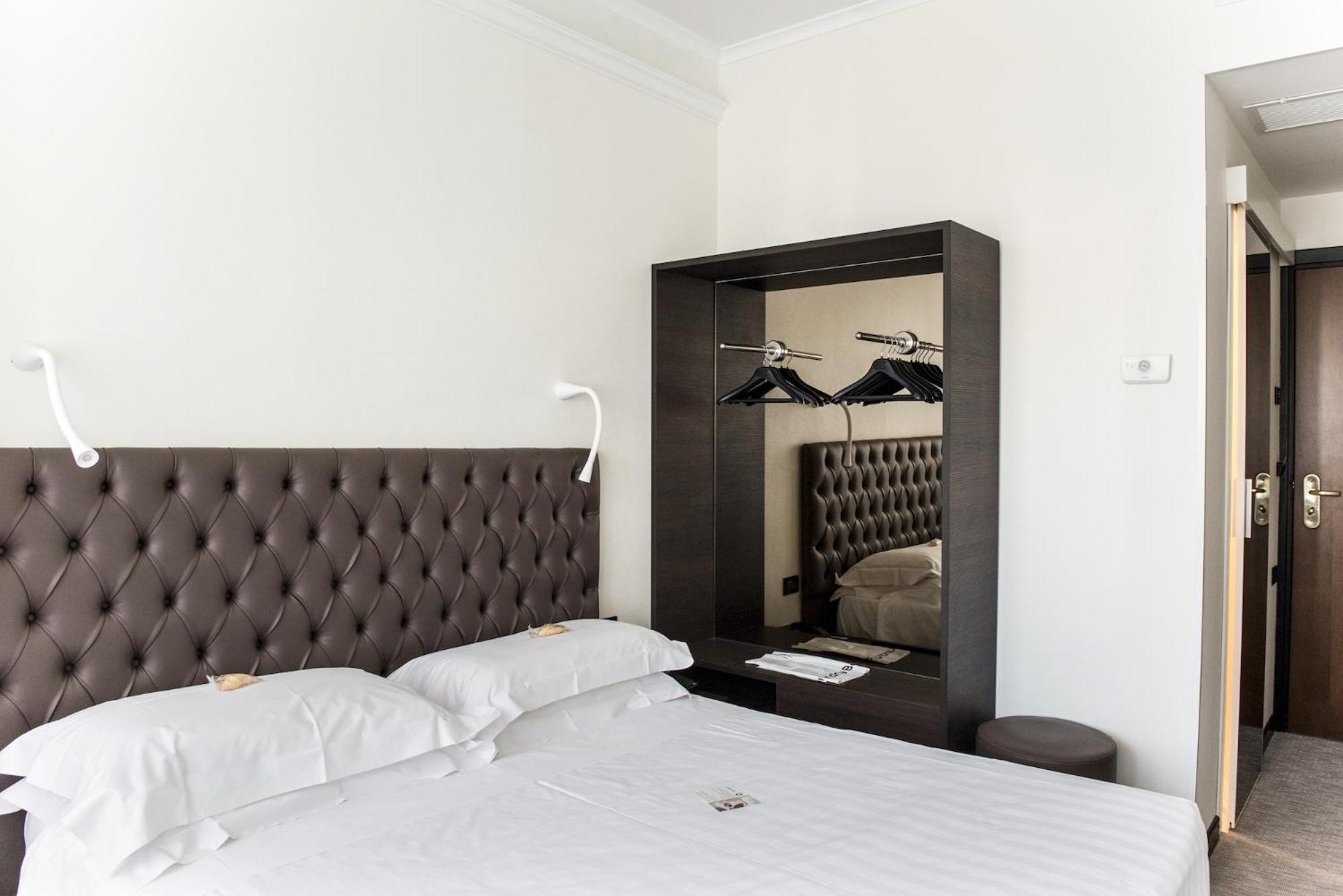 Classic, Double Bed