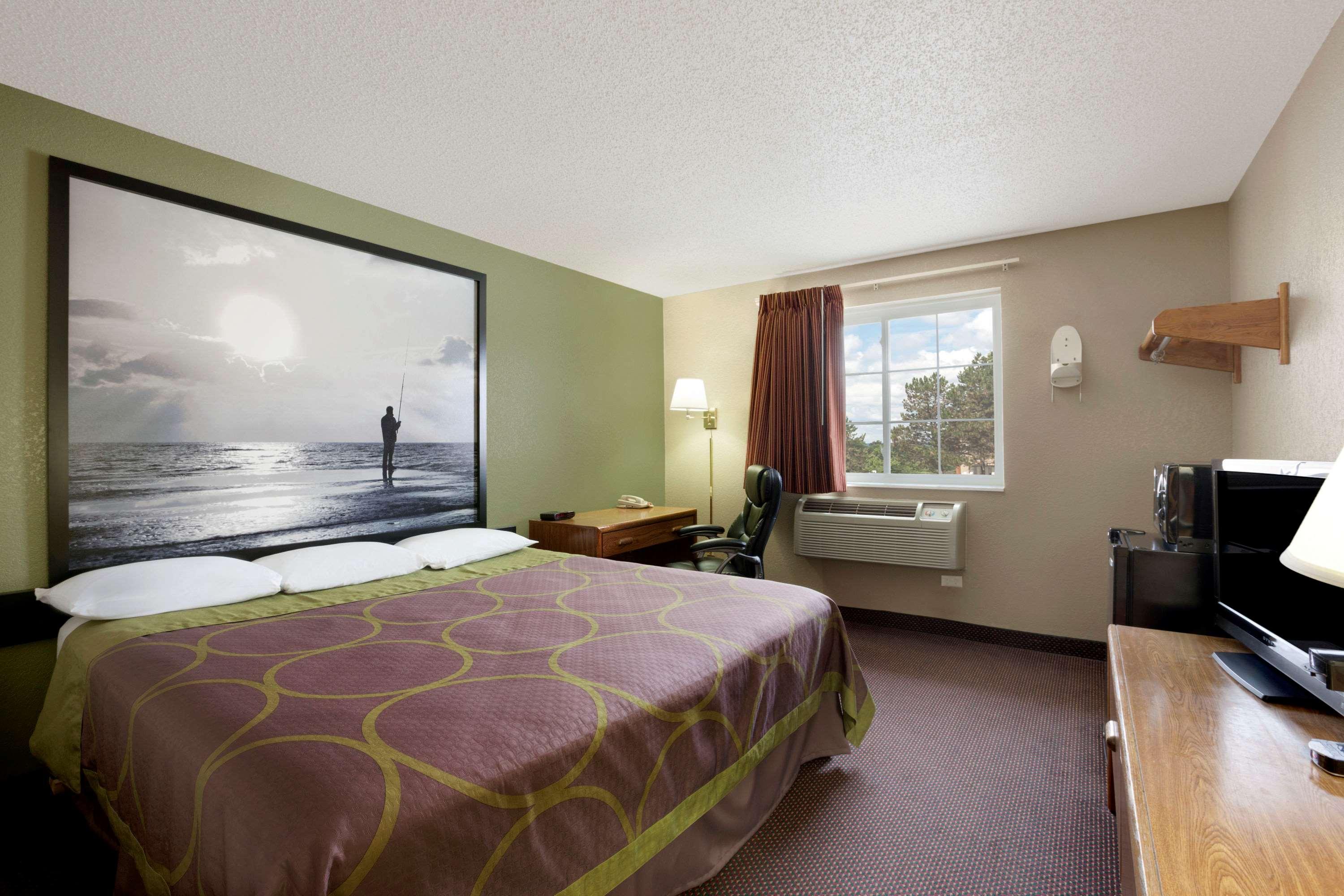 Room, Double Bed, Accessible