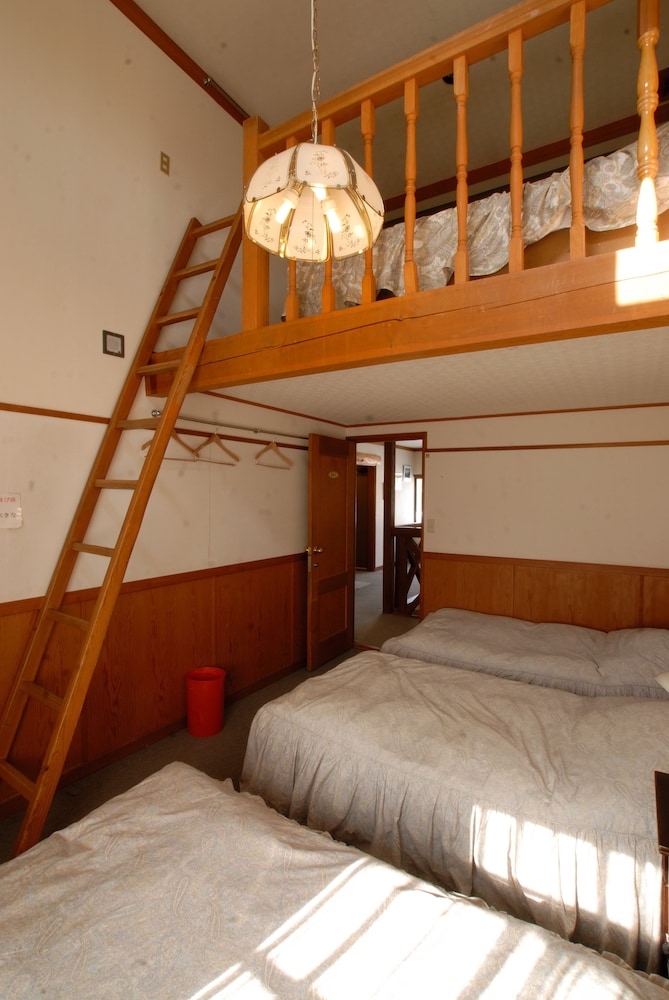 Hakuba Pension Meteor 23/75