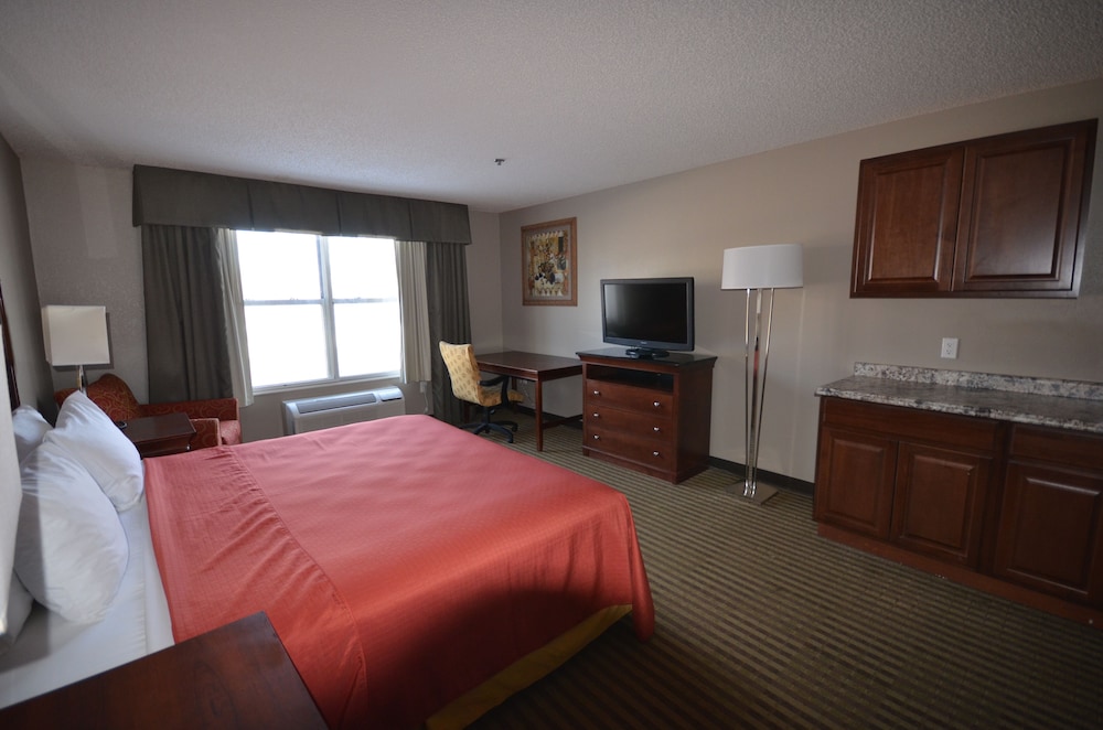 Norwood Inn And Suites Chaska 22/47