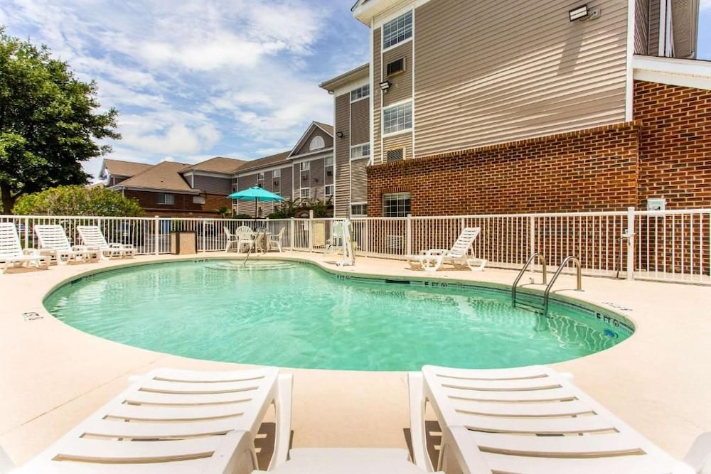 Studio 6 Extended Stay - Myrtle Beach, SC 53/60