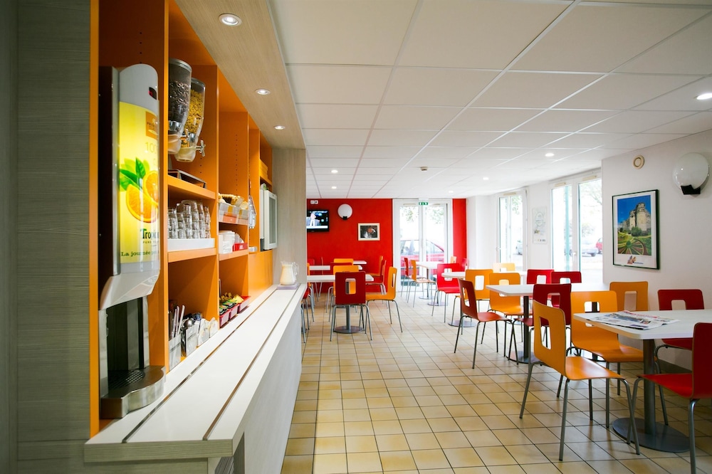 Premiere Classe Angers Sud Les Ponts de Ce 47/51