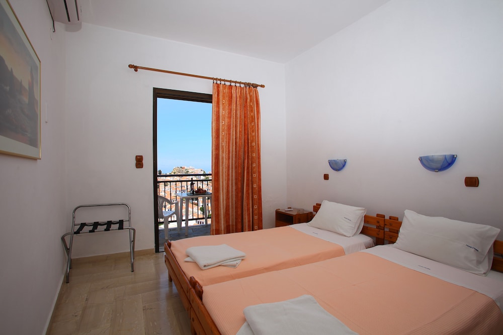 ROOM, DOUBLE OR TWIN BED, SEA VIEW