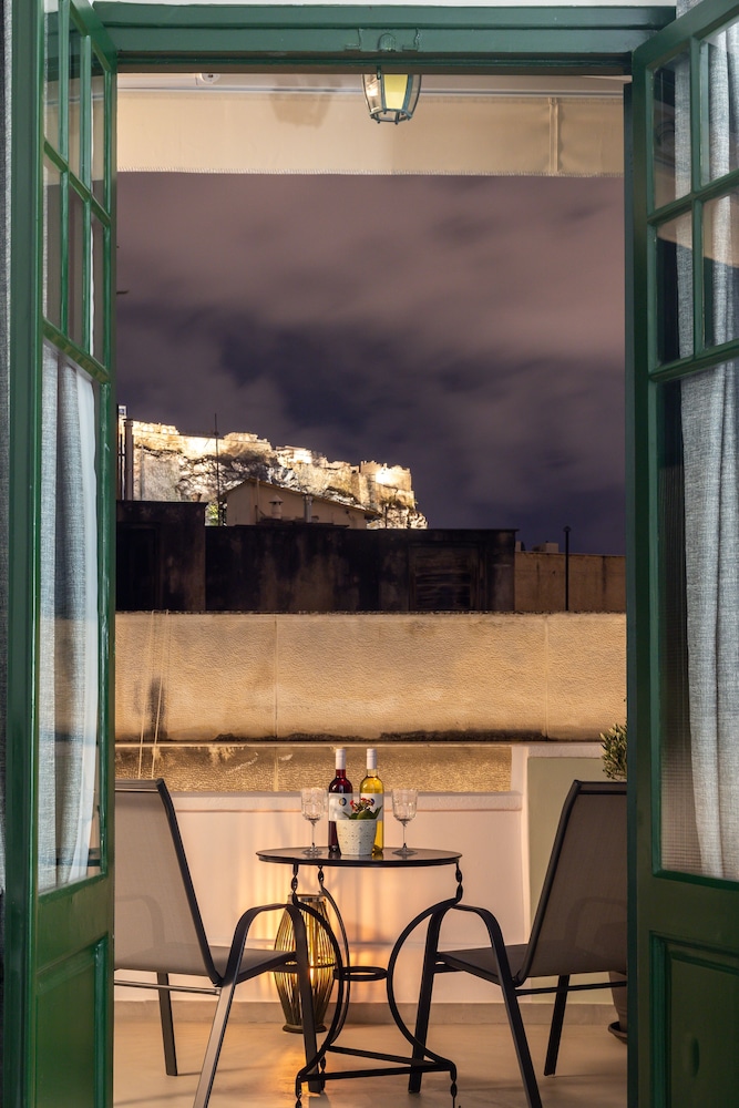 Pandrosos Divine Suites 5/47