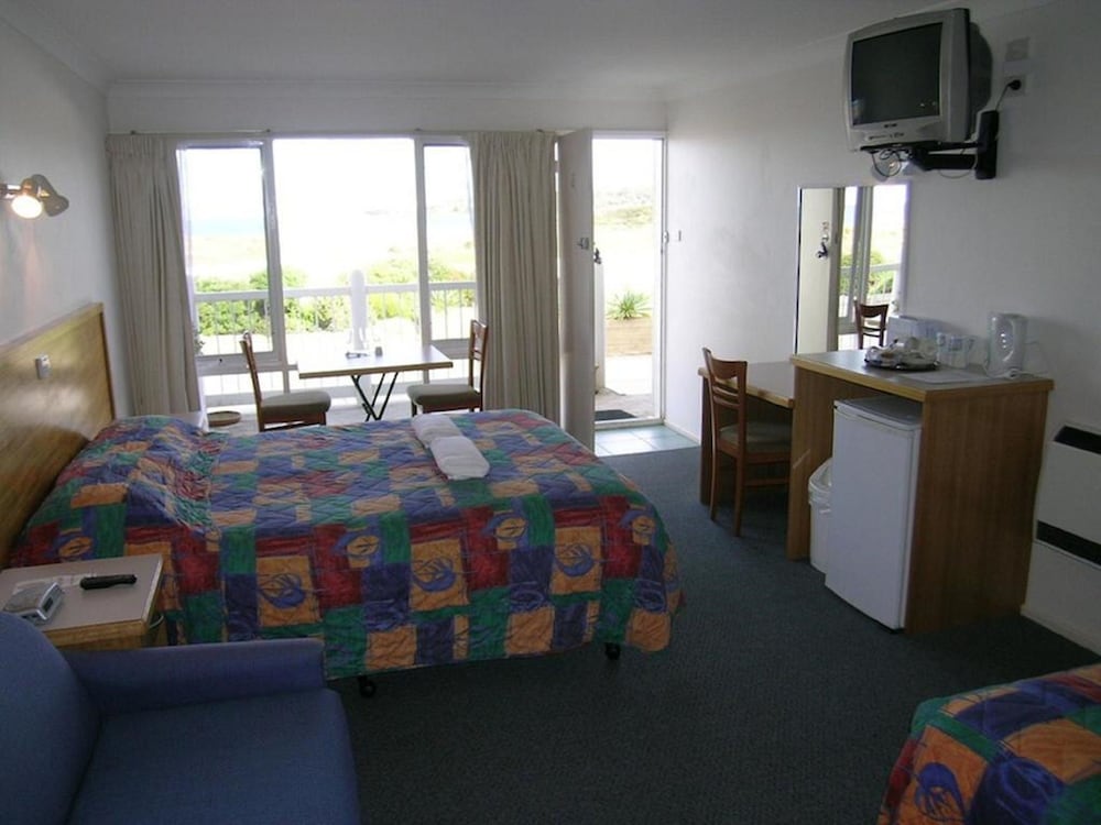 A Great Ocean View Motel 22/27