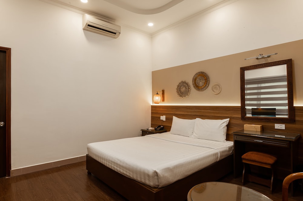 MEZZANINE, STANDARD, DOUBLE OR TWIN BED