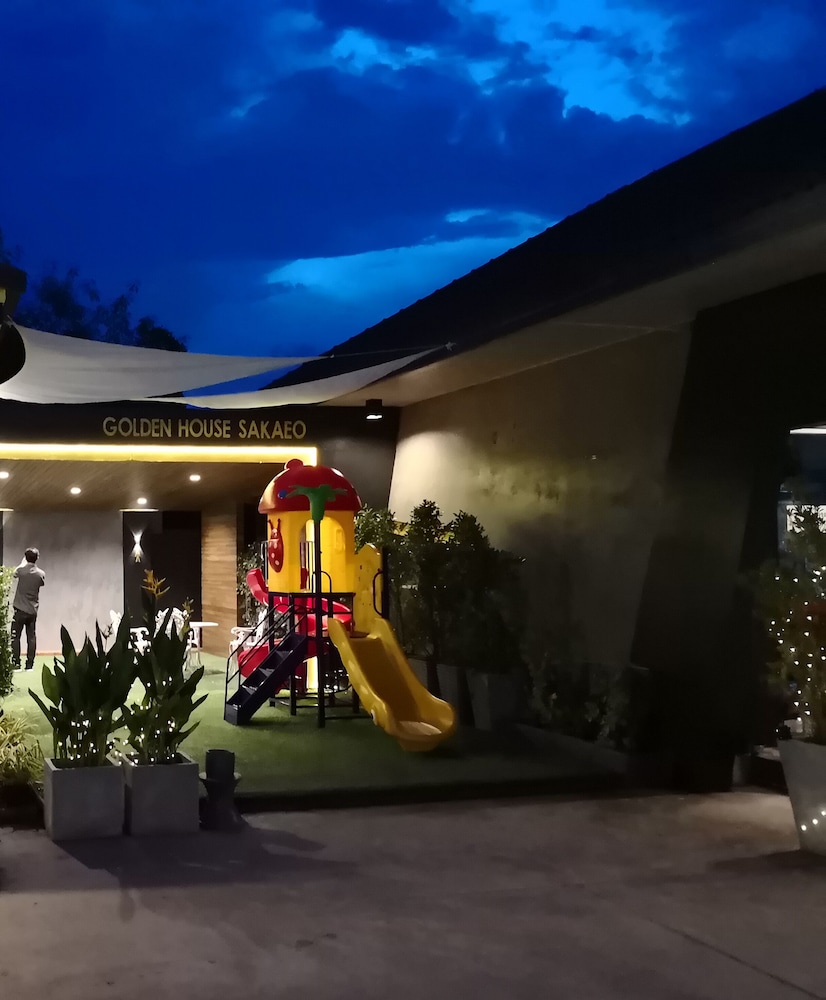 Golden House Hotel Sakaeo 4/50