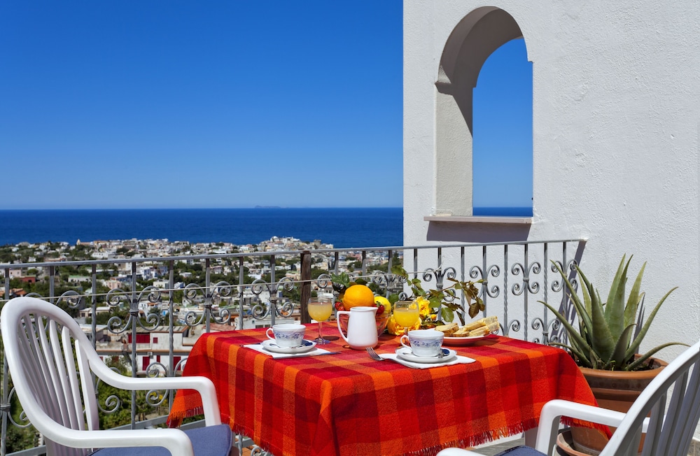 Parco Hotel La Rosa Forio D Ischia 46/60