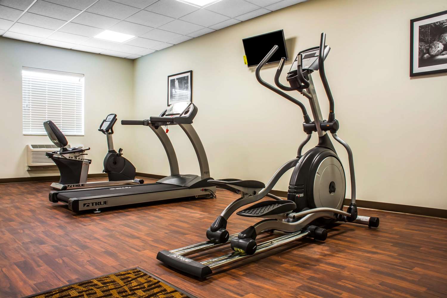 Sleep Inn & Suites Syracuse Airport 24/40