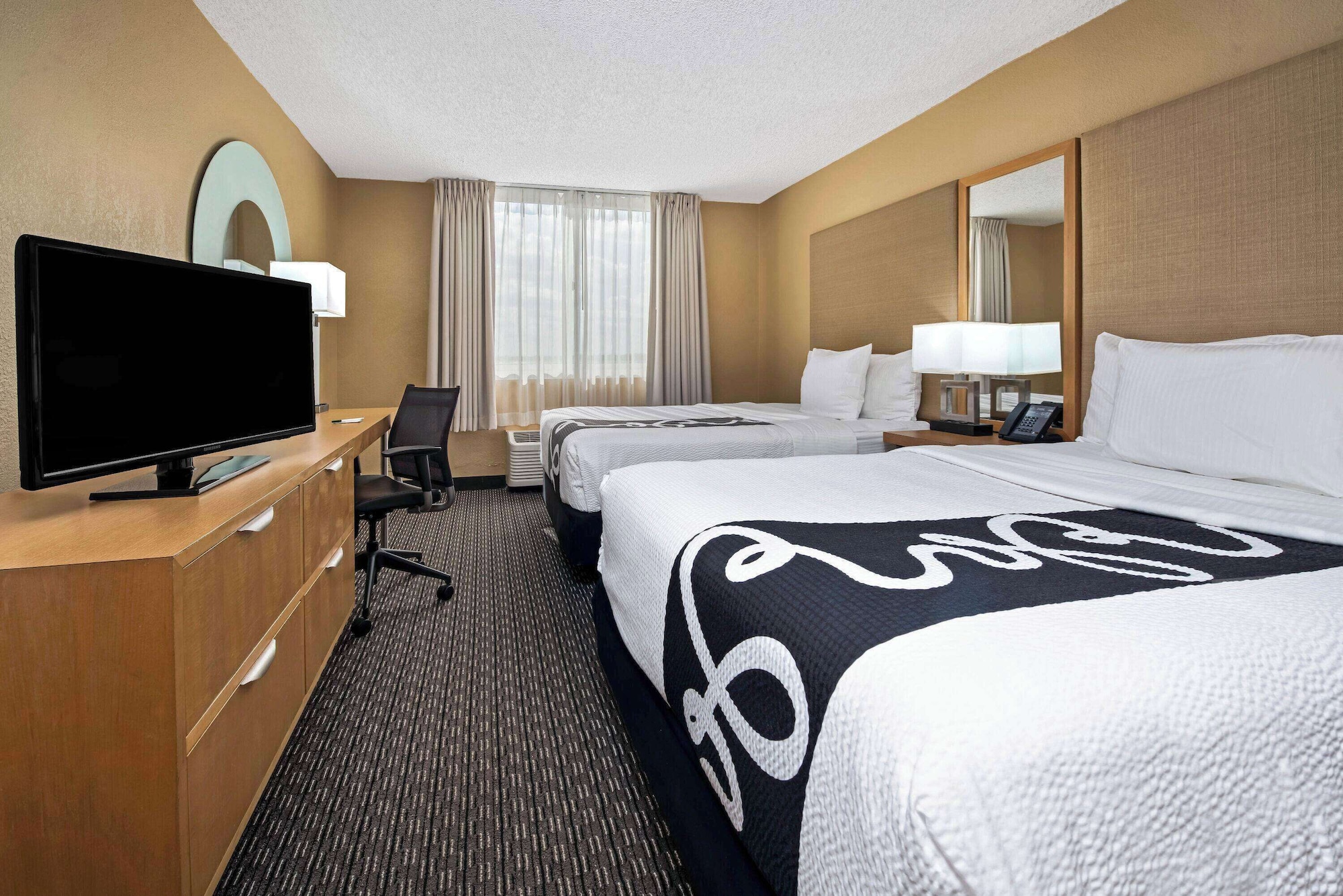 Executive, 2 Double Beds