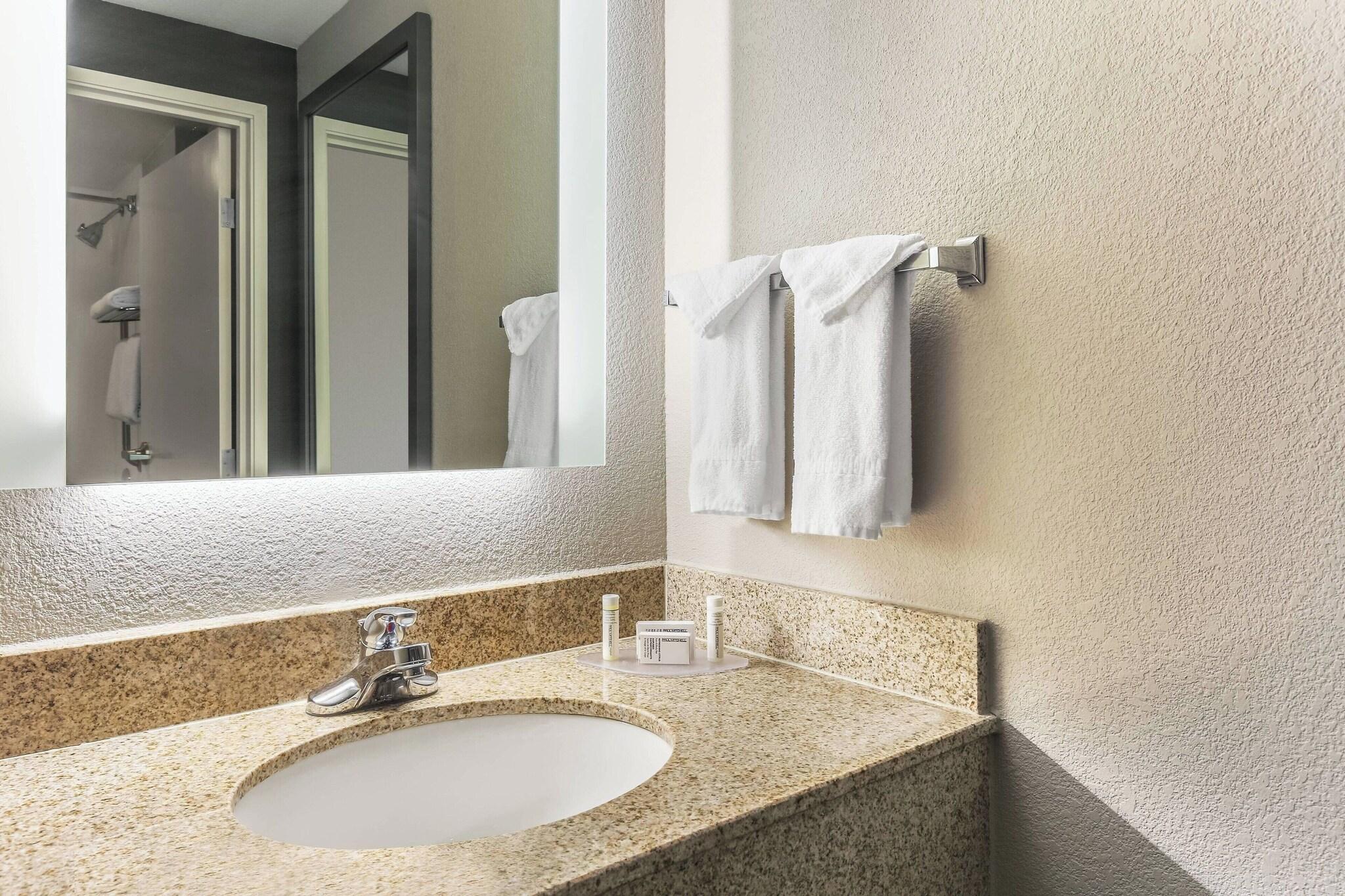 Studio, 2 Queen Beds, Springhill Suites Austin North Parmer Lane 4/4
