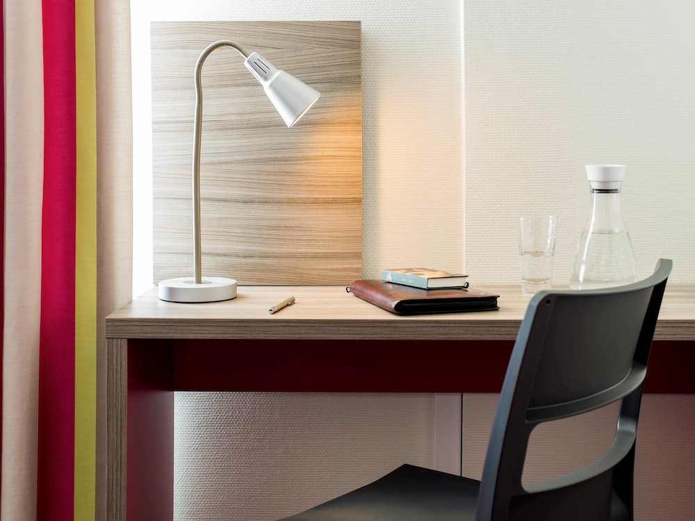 IBIS STYLES SAINT GILLES CROIX DE VIE 65/77