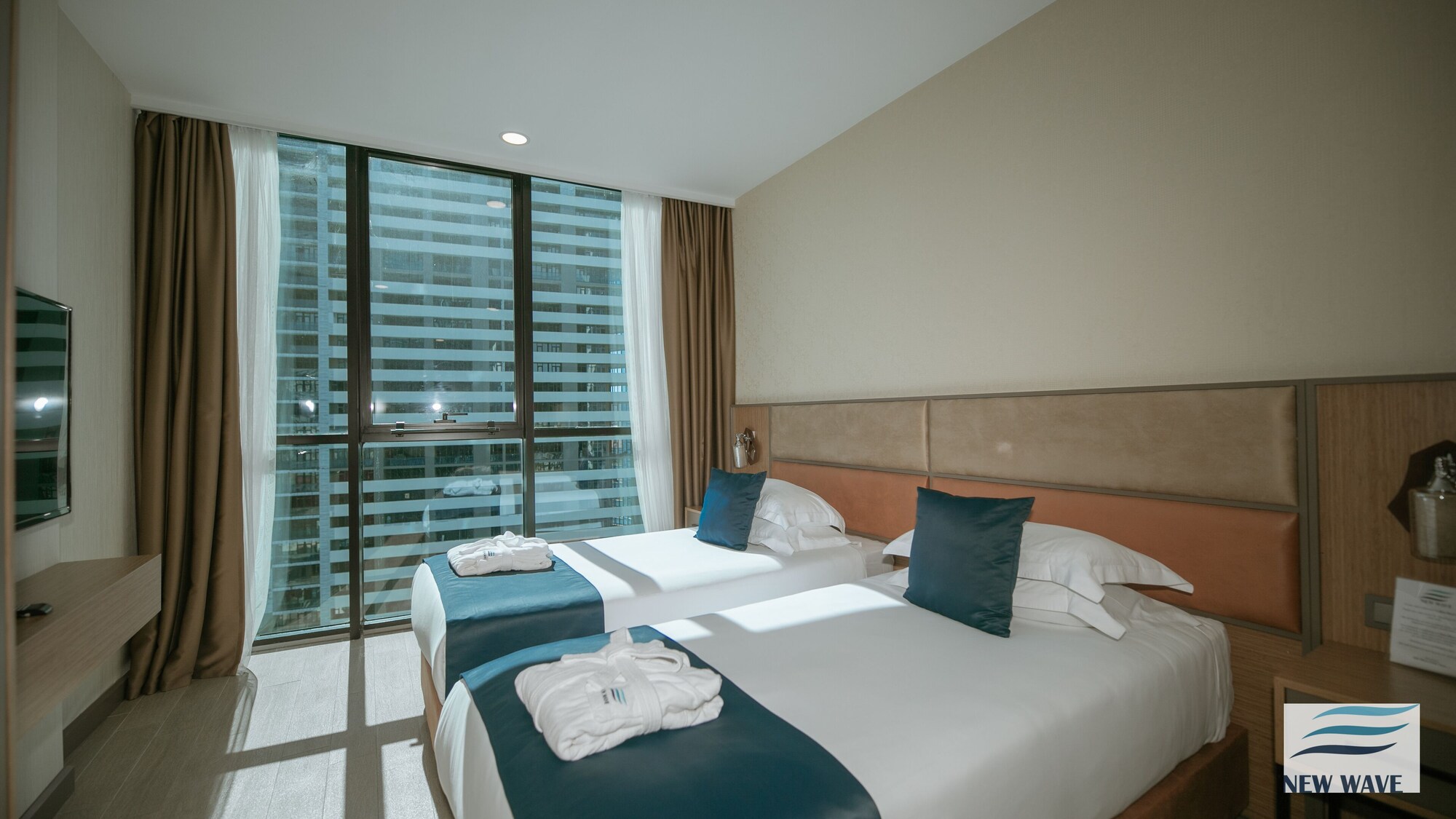 Standard Twin Room: