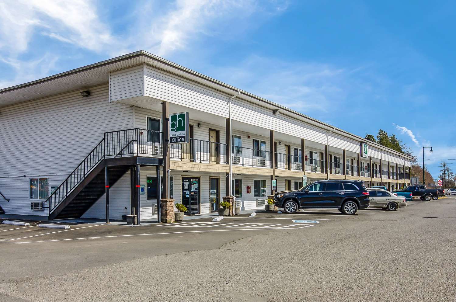 Guesthouse Inn & Suites Montesano 31/34