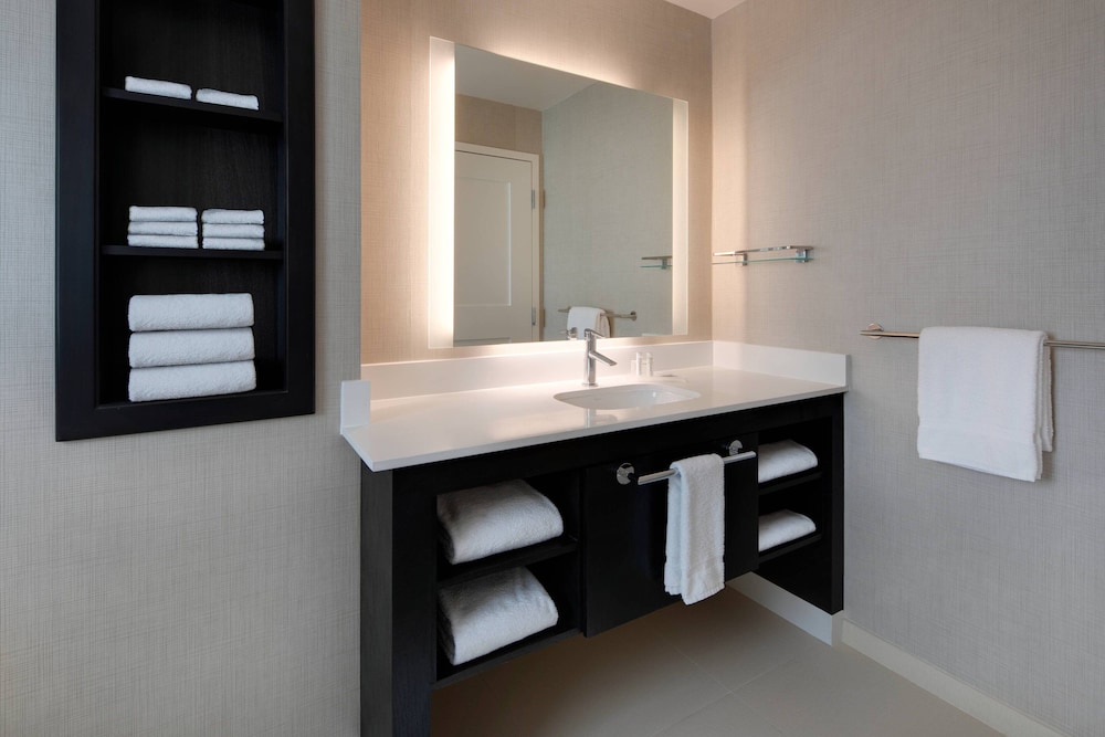 Residence Inn by Marriott Waco South 16/50