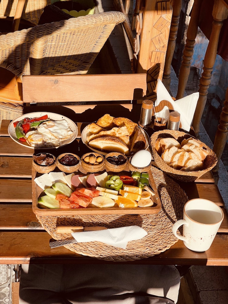 Astra Boutique Hotel 38/50