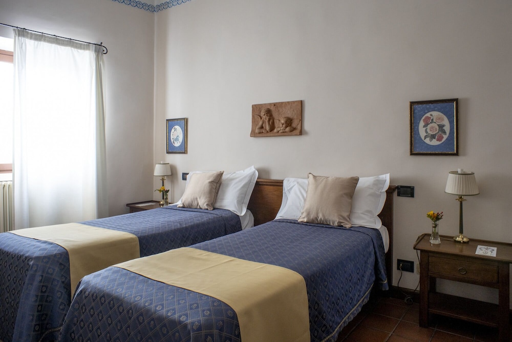 Superior, Double Bed, Valley View