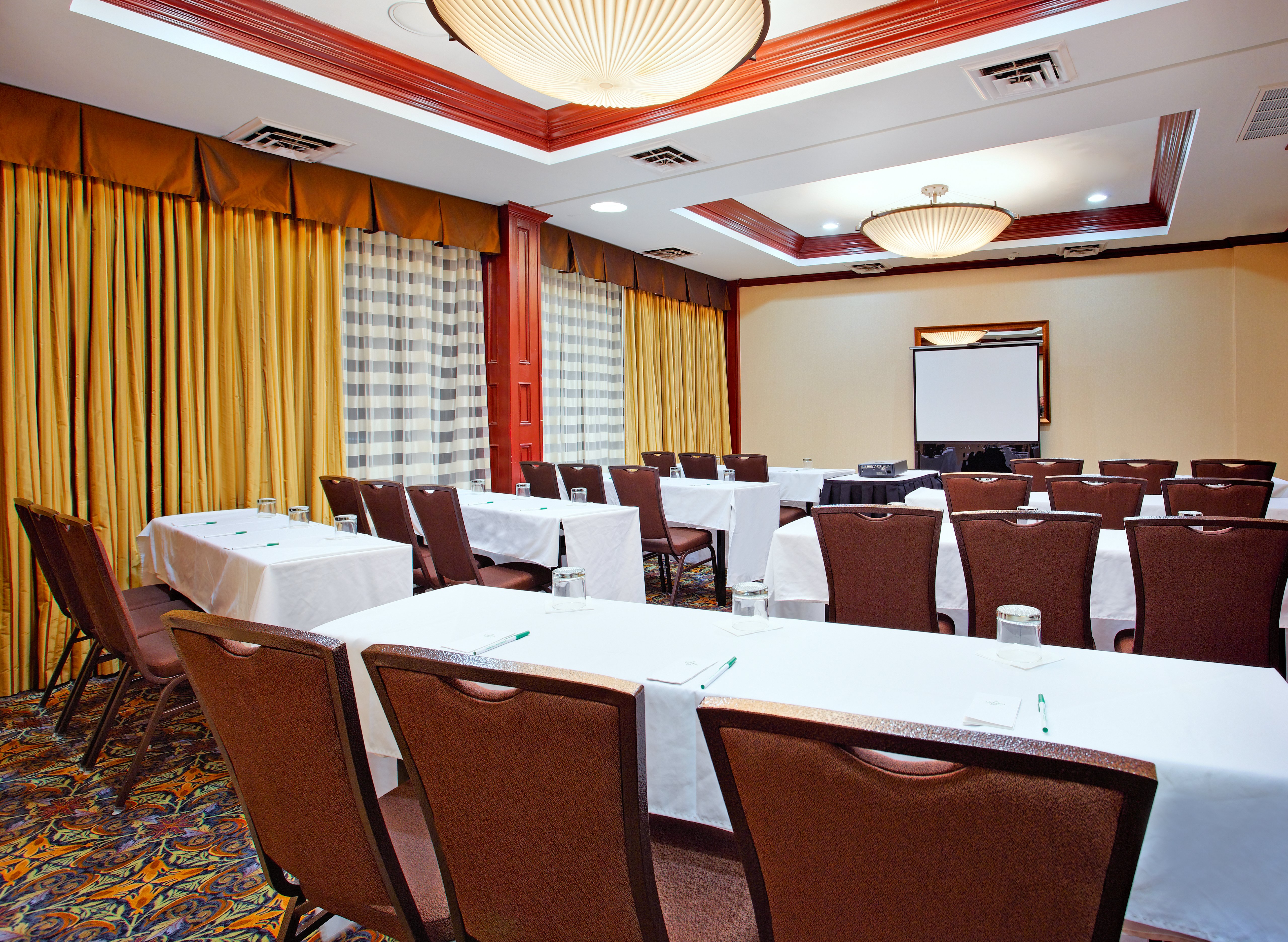 Holiday Inn Market Center Dallas 44/50