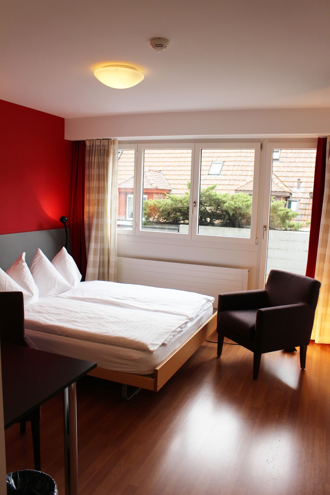 ECONOMY, DOUBLE BED