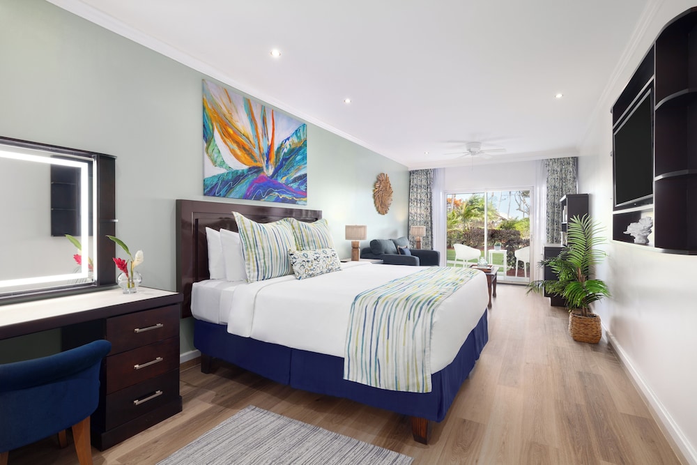 Coconut Bay Beach Resort and Spa 26/73