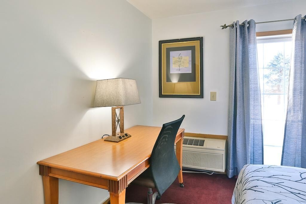 Amerivu Inn And Suites New Richmond 34/60
