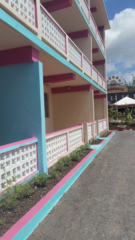 MELROSE BEACH APARTMENT 6/50
