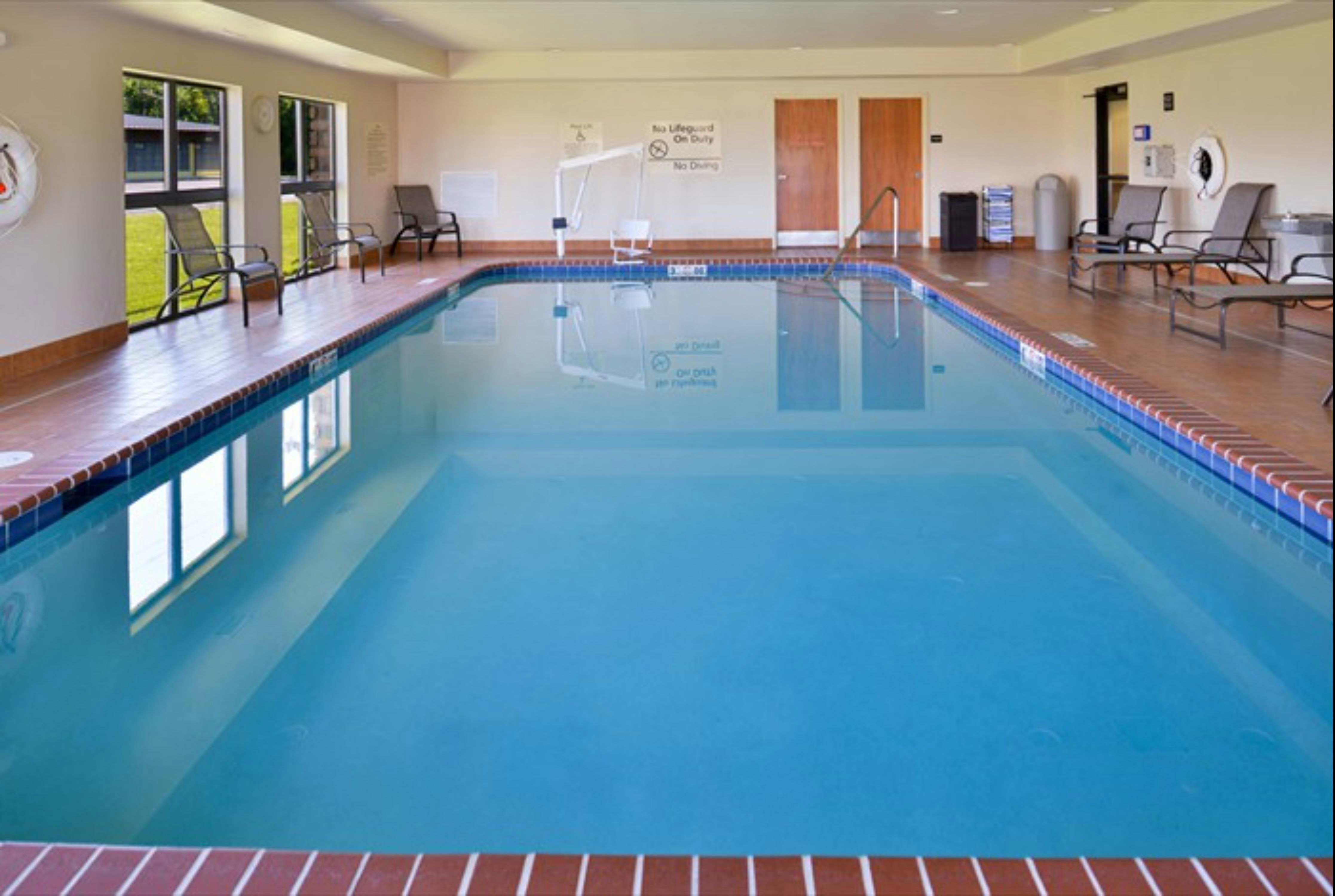 Hampton Inn Suites Richmond 24/50