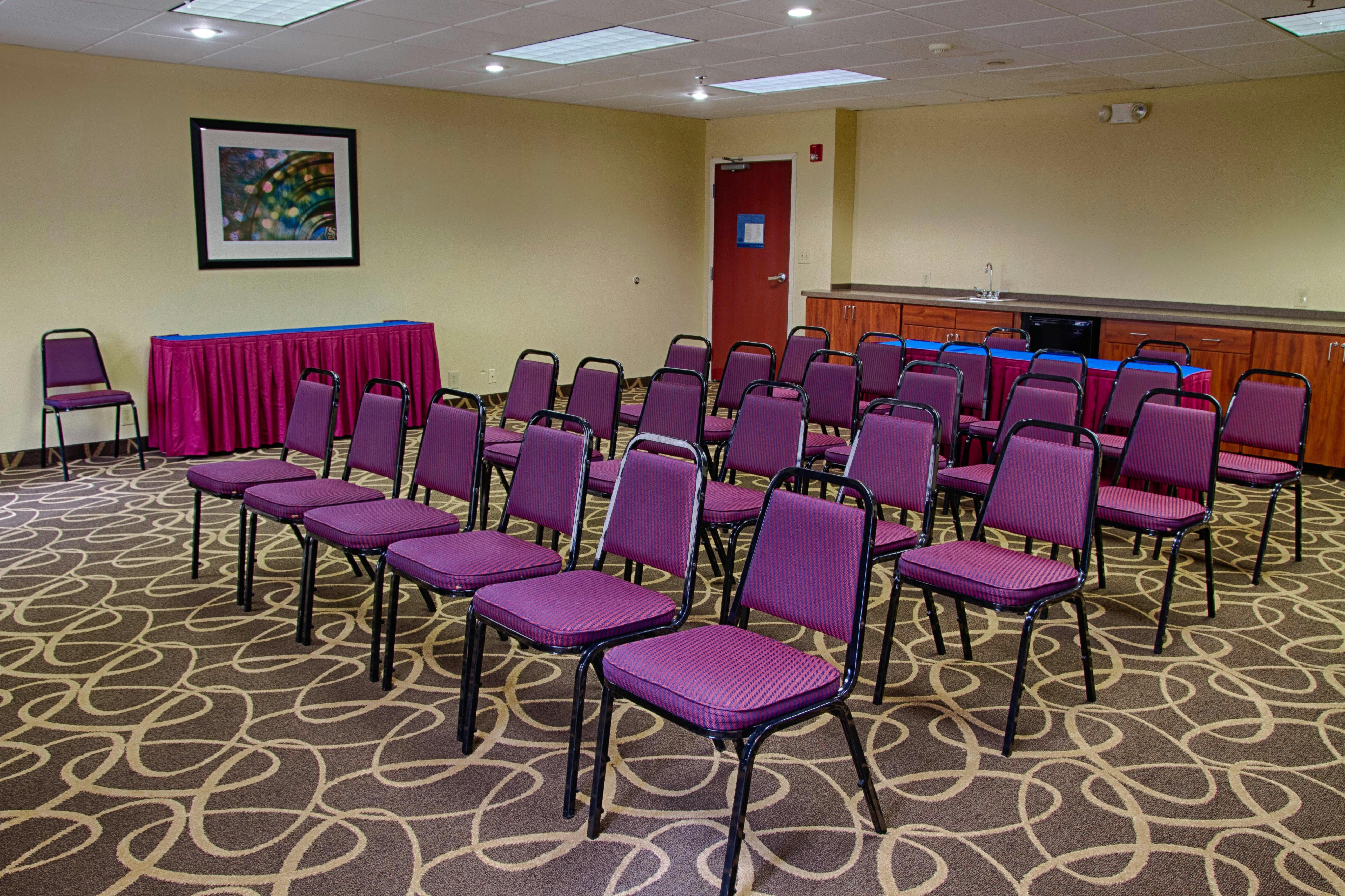 Hampton Inn Dayton/Huber Heights 57/62