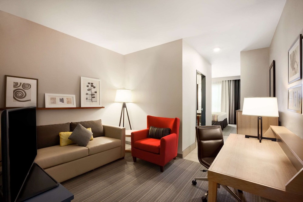 Country Inn & Suites by Radisson, Enid, OK 13/18