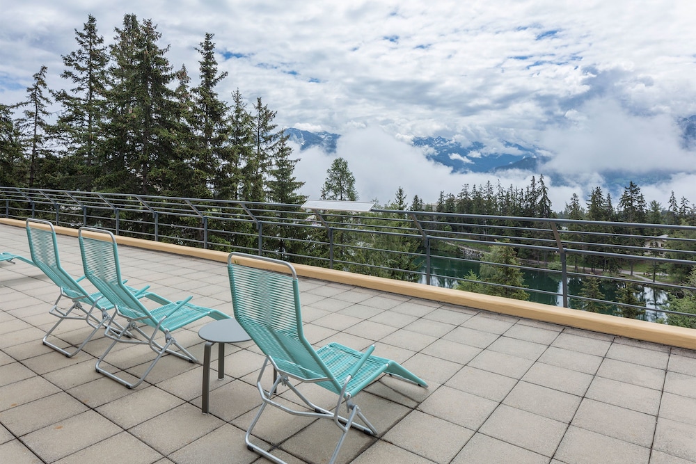 Youth Hostel Crans Montana 26/53