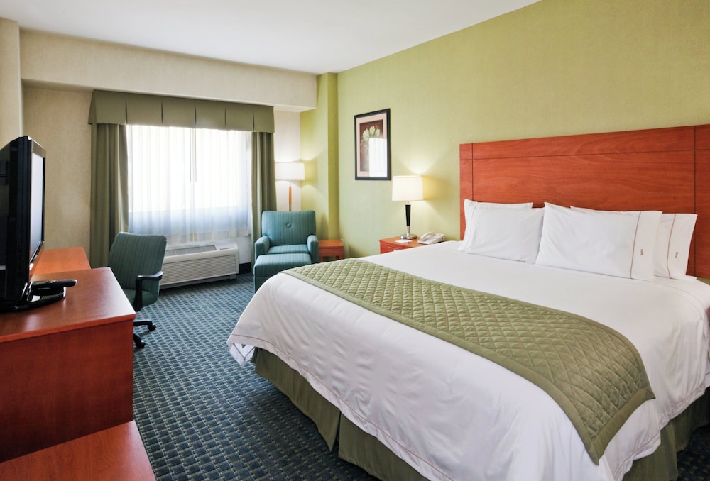 Holiday Inn Express Hotel and Suites Toluca Zona Aeropuerto 15/72