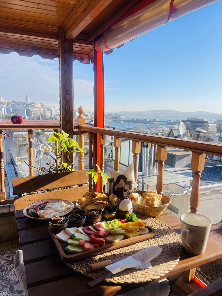 Astra Boutique Hotel 35/50