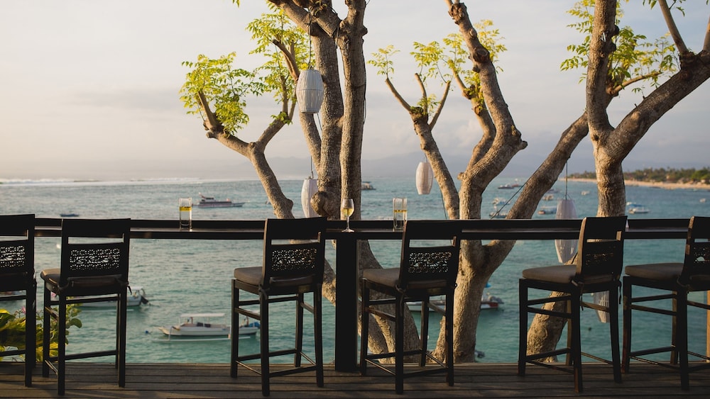 Batu Karang Lembongan Resort and Spa 72/85