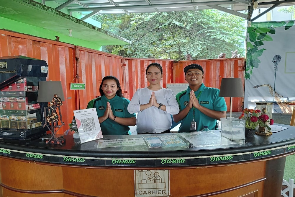 Barata Hotel Near Bandara Soekarno Hatta 9/32