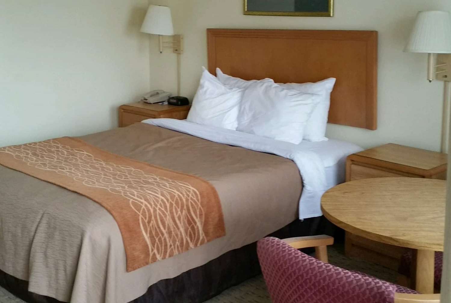 Days Inn by Wyndham - St. George, SC 14/41