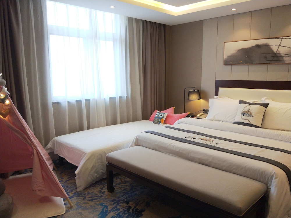 Metropolo Jinjiang Hotels (Xuzhou Railway Station, Suning Plaza, Chudu) 6/39