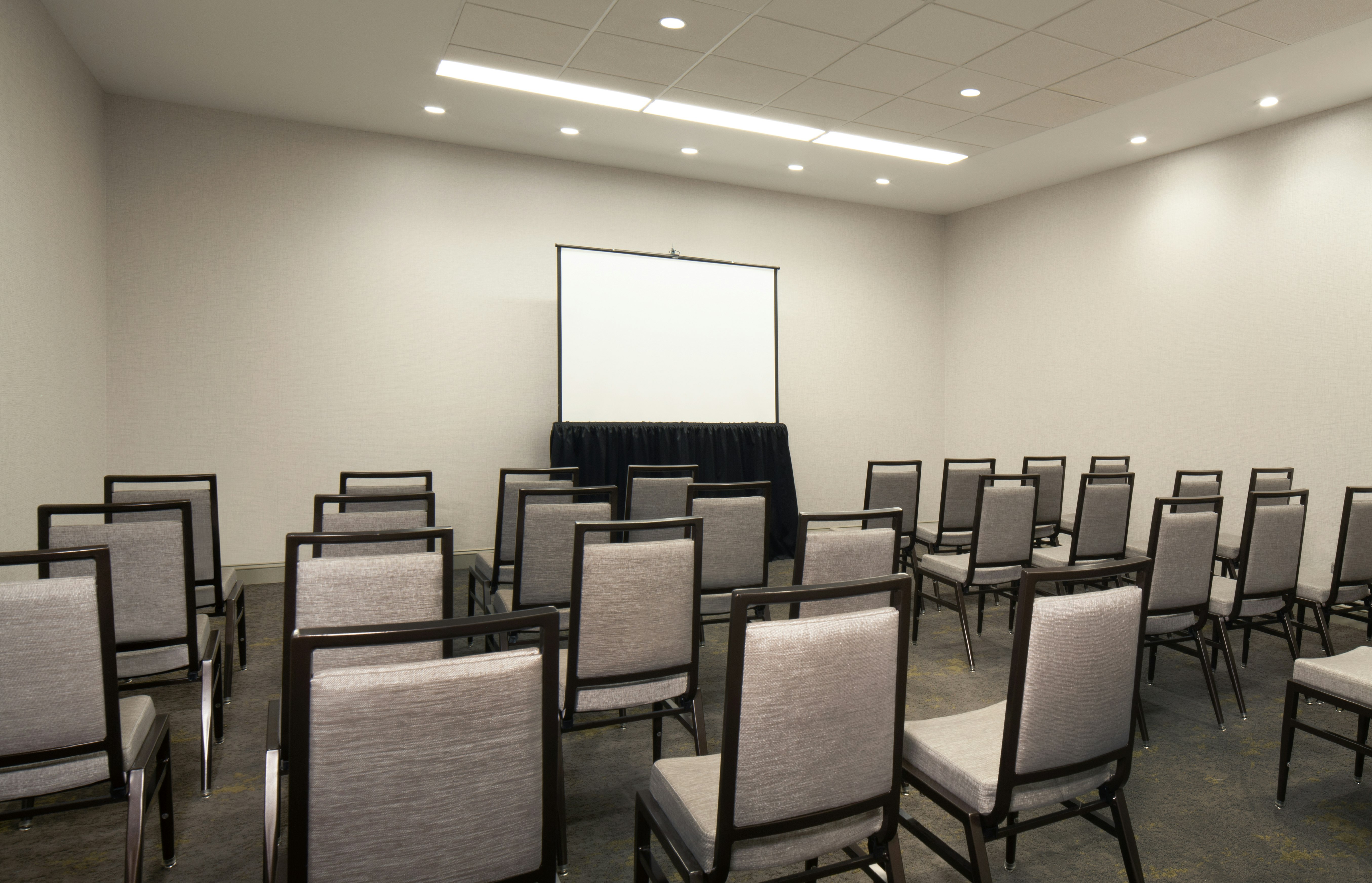 Hilton Marietta Hotel Conference Center 66/82