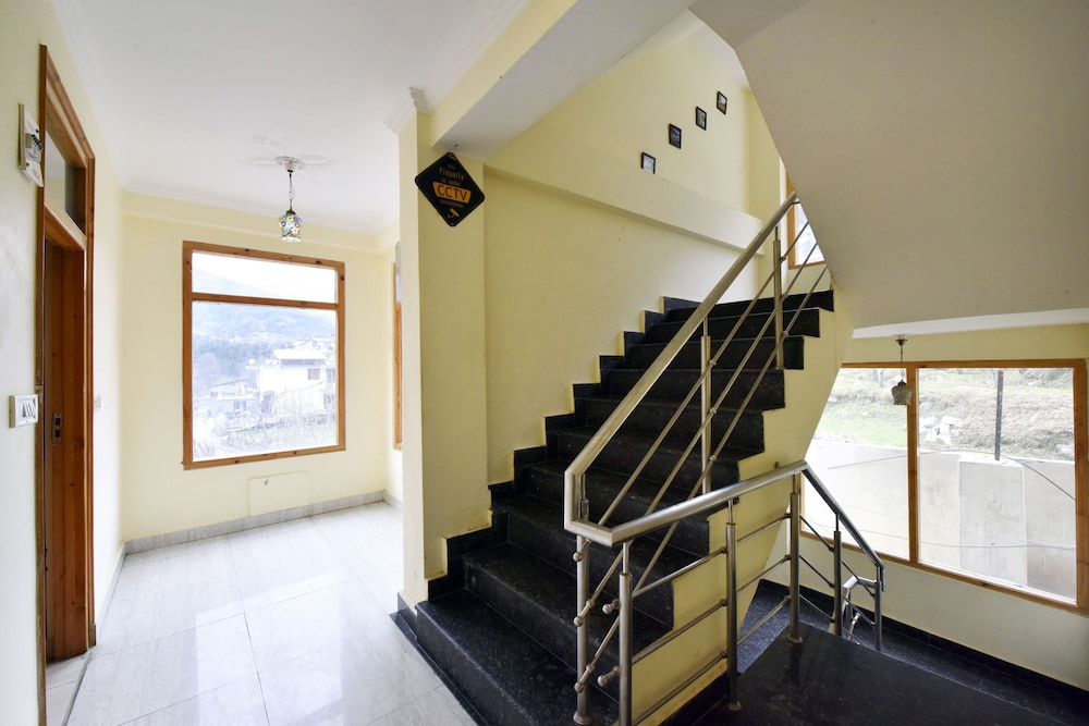 Hotel Mai Vrindavan 15/21