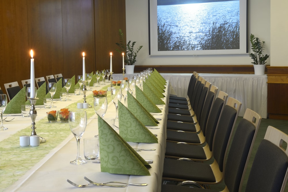 TOP CountryLine Seehotel Berlin-Rangsdorf 28/52