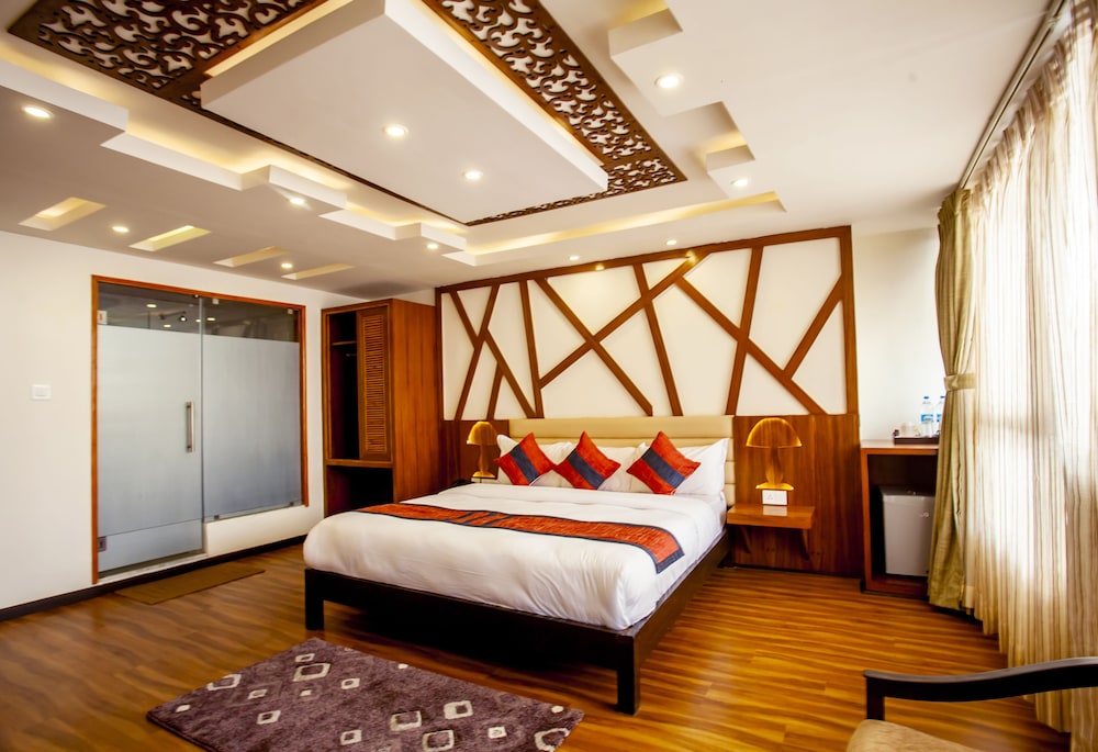 Hotel Jampa 10/50