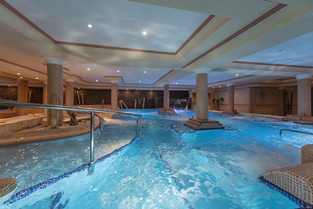 Bull Vital Suites & Spa Boutique Hotel 16/46