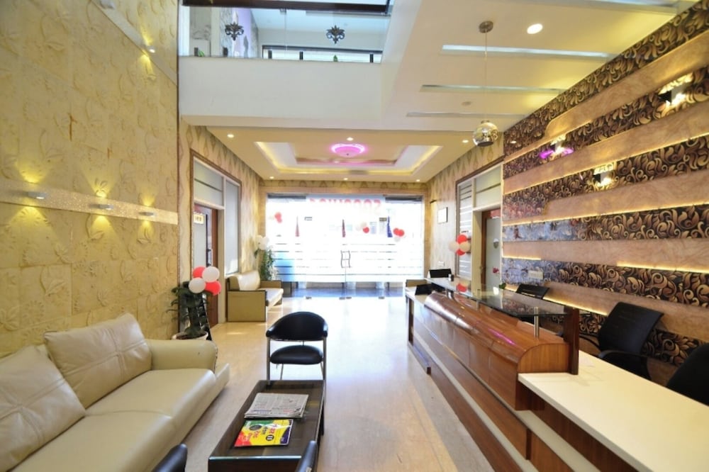 Hotel Sapphire World 28/37