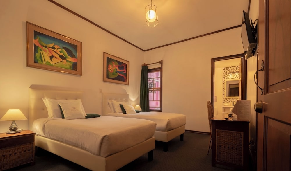 Fleur De Lys Hotel 27/61